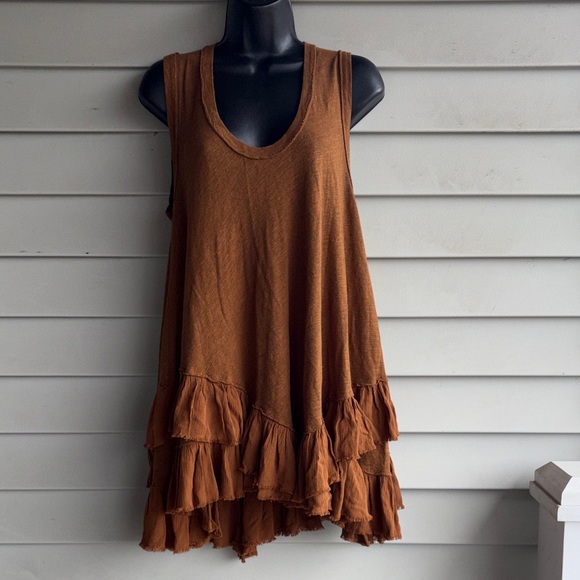 Free People-We the Free Shimmy Sasha tank. Size XS. Great condition. - Picture 4 of 8